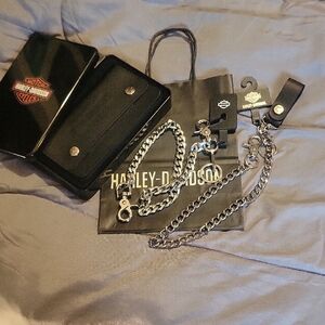 Harley-Davidson Black and Silver Chain Wallet Set